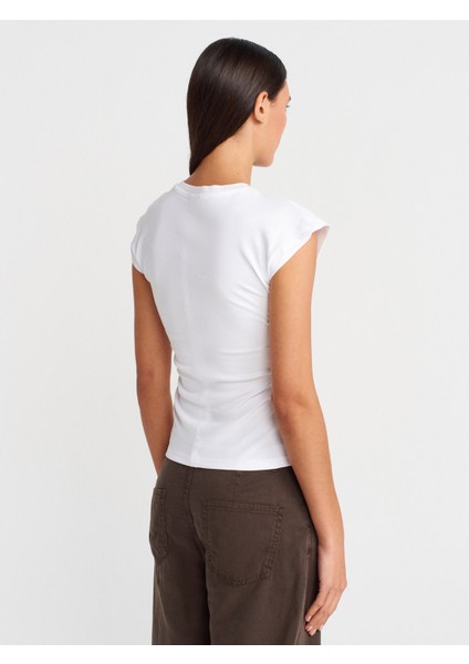 31875 Dikiş Detaylı T-Shirt-Beyaz fiyatları