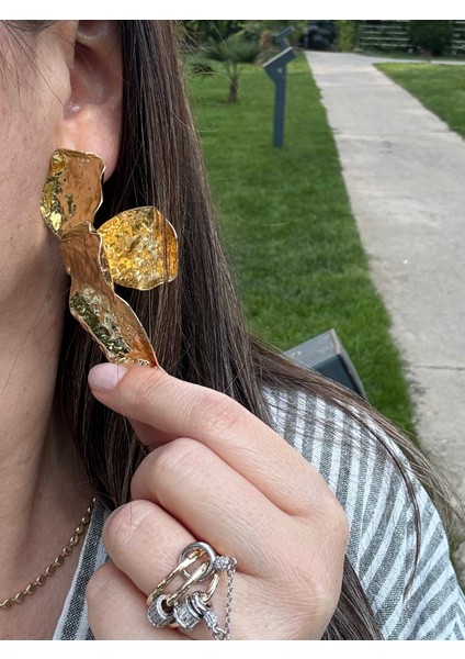 Zr Modeli Yaprak Küpe fırsatları