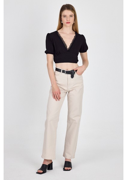 Siyah Dantel Detaylı Bürümcük Kumaş Crop Bluz 2231 modelleri