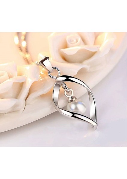 Daphne - Yaprak Şeklinde Sallantılı Incili / Zirkon Taşlı 925 Ayar Gümüş Kolye fiyatları