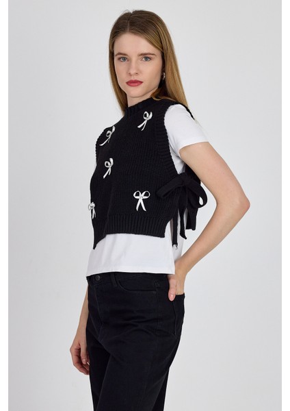Siyah Kurdela Detaylı Yandan Bağlamalı Triko Süveter 2101 modelleri