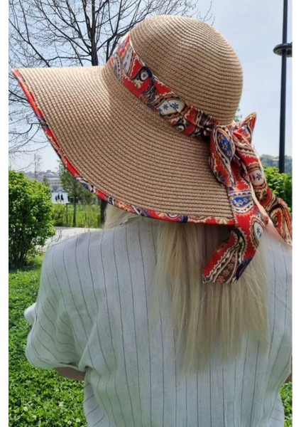 Kadın Geniş Kenarlı Paisley Fular Detaylı Hasır Plaj Şapkası modelleri