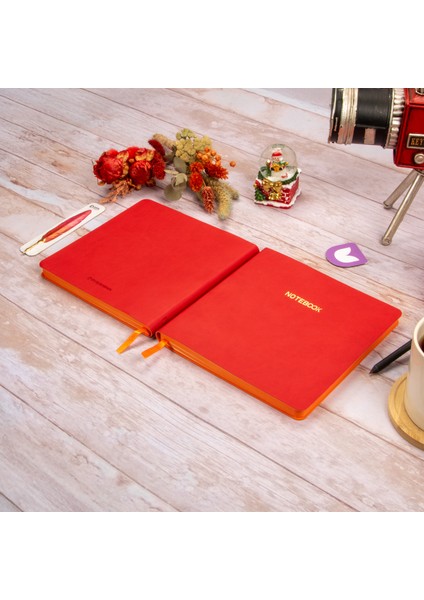 16,5X16,5 cm Kırmızı Yumuşak Deri Kapak Noktalı Tarihsiz Dikişli Defter