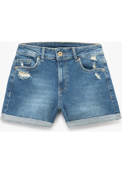 Katlı Paça Yıpratılmış Düğmeli Cepli Skinny Fit Mini Denim Şort