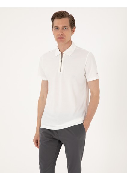Erkek Ekru Slim Fit Tişört 50302623-VR019