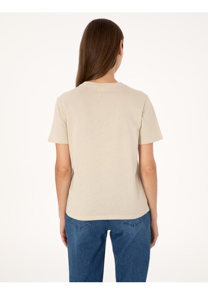 Kadın Kum Regular Fit Basic Tişört 50305766-VR085 indirimleri
