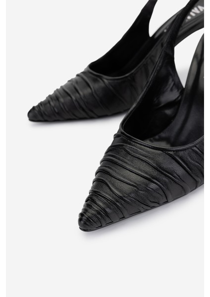 Kadın Hakiki Deri Siyah Deri Topuklu Ayakkabı 1138 2222 Bn Ayk Y25 Sıyah Dr modelleri