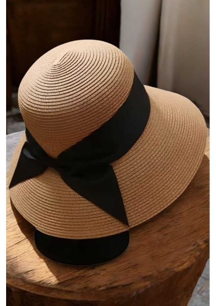 Kadın Geniş Kenarlı Siyah Kurdele Detaylı Uv Korumalı Yazlık Hasır Şapka modelleri