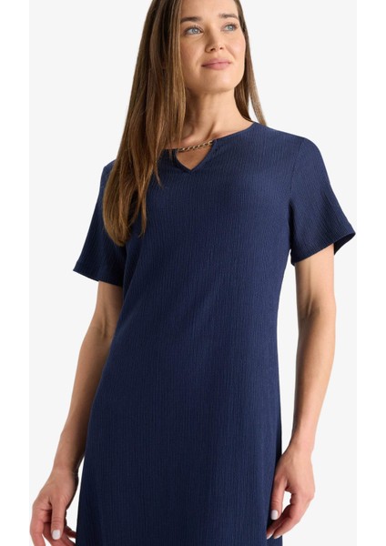 Regular Fit Apaş Yaka Basic Düz Bürümcük Kısa Kollu Midi Yazlık ELBISE D3834AX25SM