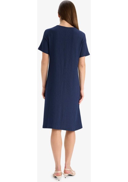 Regular Fit Apaş Yaka Basic Düz Bürümcük Kısa Kollu Midi Yazlık ELBISE D3834AX25SM