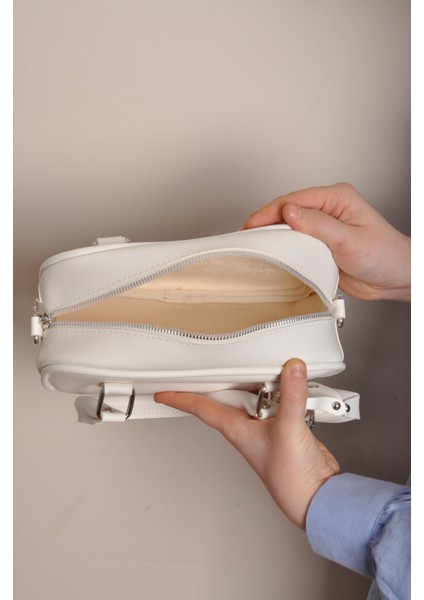 Kadın Ayarlanabilir Askılı Deri Model, Airpods Çanta Aksesuarlı, Çapraz El ve Omuz Çantası modelleri