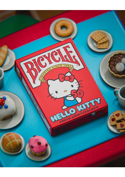 ® Hello Kitty 50TH Anniversary Oyun Iskambil Kartı