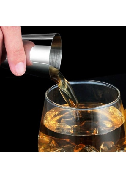 Çelik Kokteyl Hazırlama Seti 750 Ml, şık ve kullanışlı, kaliteli malzeme ile hazırlanmış.