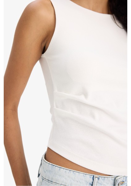 Slim Fit Dar Kesim Asimetrik Kayık Yaka Ribana Atlet F6275AX25SM indirimleri
