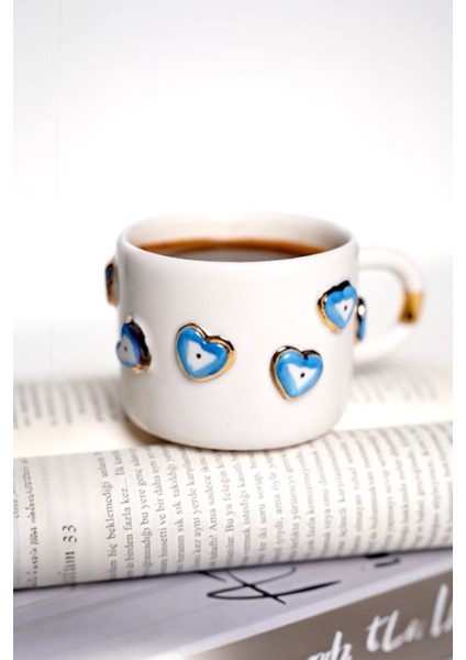24K Altın Süslemeli Mavi Nazar Kalp Temalı El Yapımı Seramik Mug
