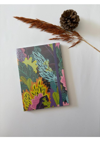 Atakids Lizy Sert Kapak Lastikli Çizgili Defter (20 × 14 Cm, 96 Yaprak)