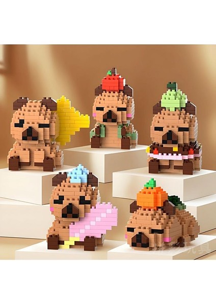 Capybara Bricks Yapı Oyuncak Seti 215 Parça – Elma Şapkalı Sevimli Model (7 Cm)