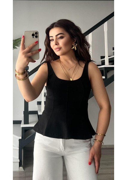 Siyah Kalın Askılı Peplum Bluz