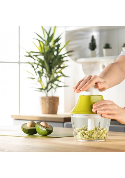 Basmalı Dinamik Manuel Doğrayıcı Rondo (3 Bıçaklı Şeffaf Mika Kristal Hazne 700 Ml) fırsatları