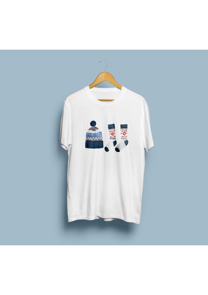 Oversize Şapka Çorap Kış Tasarım Unisex T-Shirt