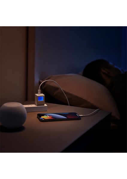 Retro 35 Gan Şarj Cihazı - Beyaz