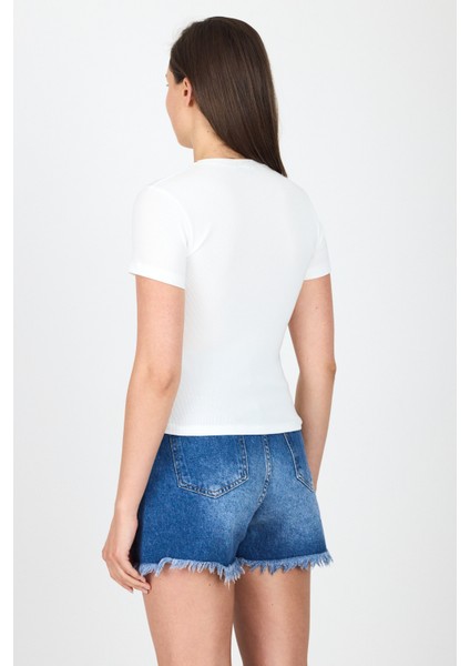 Beyaz Ayıcık Nakış Işlemeli Crop Tişört 9203M indirimleri