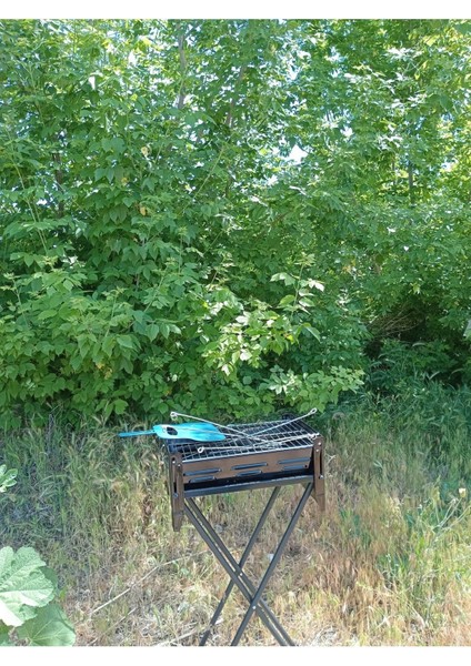 Emaye Katlanır Piknik Mangal Ayaklı 6 Şiş Hediyeli