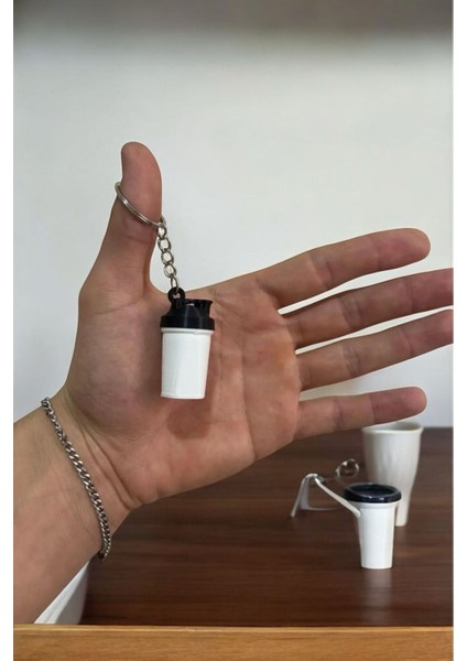Şık Siyah Protein Shake Anahtarlık, kullanışlı ve hafif tasarım fiyatları