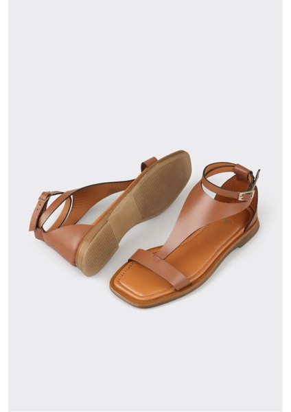 Taba Deri Kadın Düz Sandalet modelleri