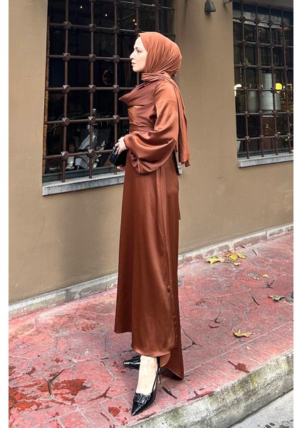 Ön Drapeli Saten Elbise Kahverengi fiyatları