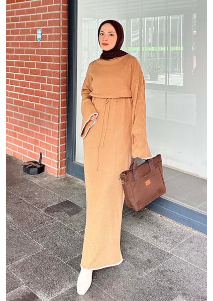 Kol-Etek Ucu Nakışlı Triko Elbise Sütlü Kahve