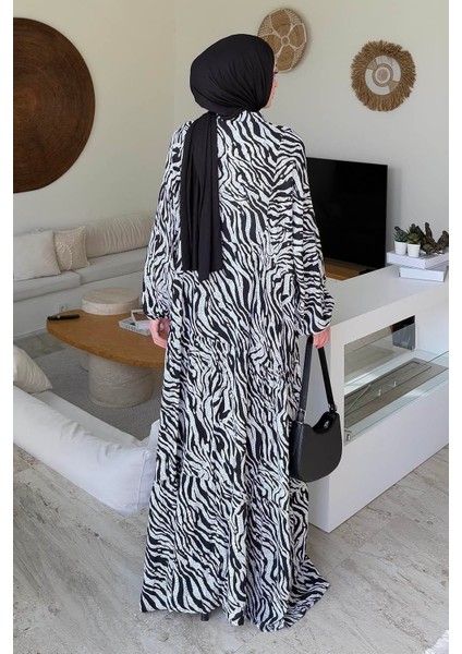 Yarasa Kol Baskılı Zebra Desen Tesettür Elbise Siyah