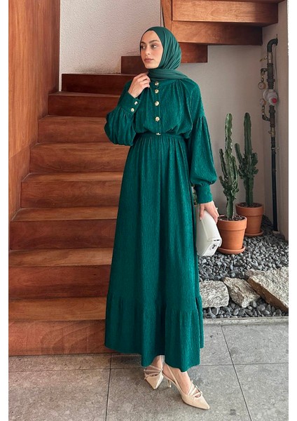 Gold Düğme Detaylı Krinkıl Elbise Zümrüt Yeşili modelleri