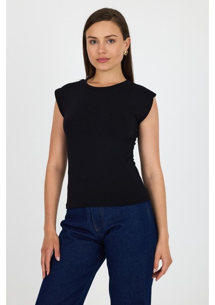 Siyah Bisiklet Yaka Pamuklu Slim Fit Tişört 3050 fiyatları