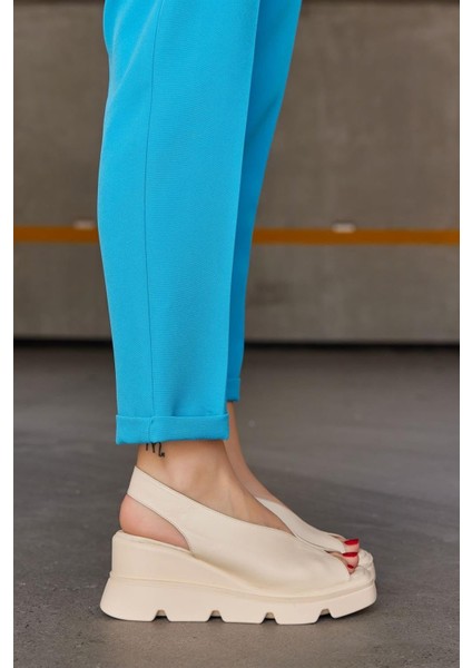 Noemi Ten Hakiki Deri Kalın Tabanlı Sandalet fiyatları