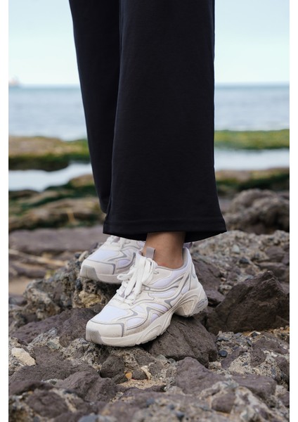 Kadın Sneaker Kalın Taban Bağcıklı Çok Parçalı Spor Ayakkabı Asvora