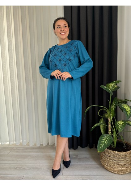 Kadın Büyük Beden Flok Baskı Detay Esnek Çelik Interlok Elbise fiyatları