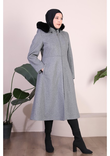 Kadin Büyük Beden Pardesü Kapşonu Kürklü Fermuarlı modelleri