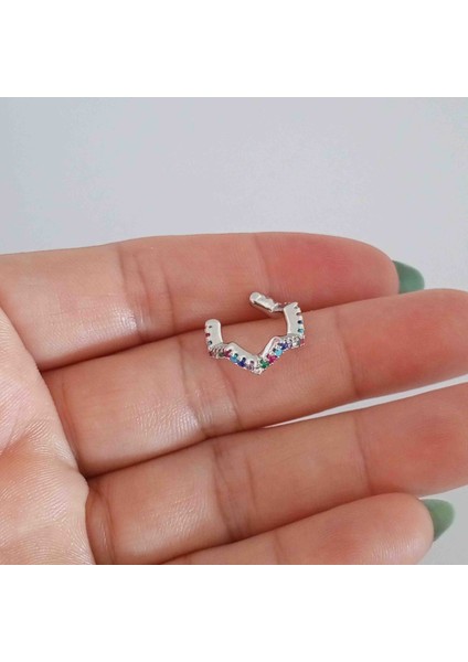 Pirinç Silver Renkli Zirkon Taşlı Kıkırdak Küpe fiyatları