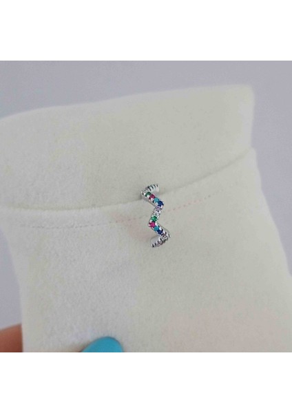 Pirinç Silver Renkli Zirkon Taşlı Kıkırdak Küpe fırsatları