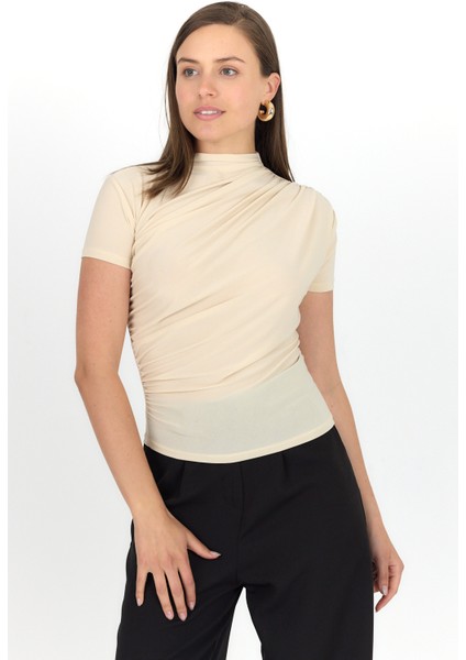 Bej Kısa Kol Büzgülü Sandy Bluz 2417 modelleri