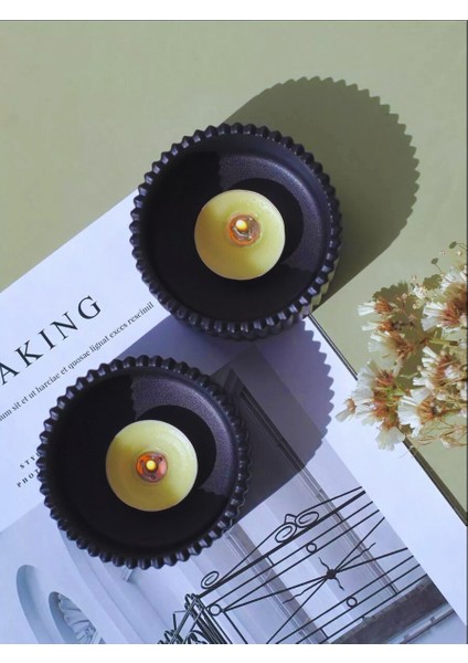 Çizgili Siyah Tealight Mumluk 2’li Set – Modern El Yapımı Dekoratif Mumluk