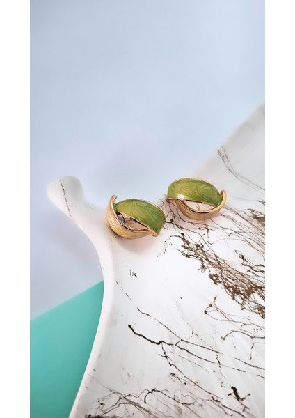 Renkli Mineli Sarmal Figür Çelik Küpe modelleri