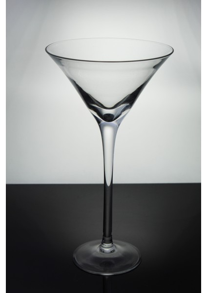 Kristal El Imalatı Ayaklı Büyük Boy Martini Kadeh 1 Adet 642021 11186 fiyatları