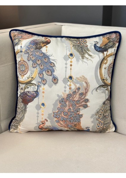 Tavus Kuşu Desenli Kırlent Kılıfı Lacivert