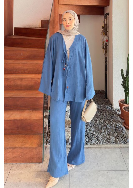 Önü Bağcıklı Bluz-Pantolonlu Ikili Tesettür Takım Mavi