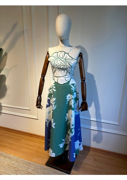 Yeşil Sırt Dekolteli Elbise fiyatları