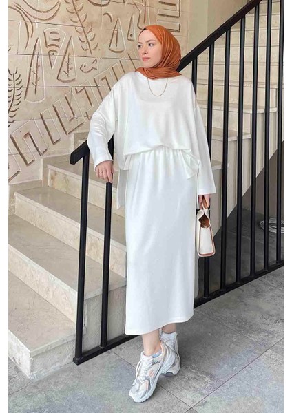 Kristal Etekli Takım Beyaz