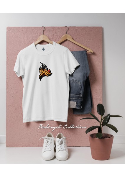 Oversize Viking Horned Helmet Character Tasarımlı T-Shirt