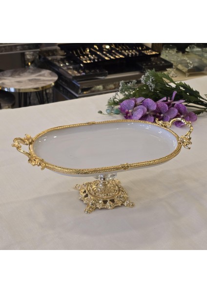 Metal Çerçeveli Döküm Ayaklı Oval Porselen Servis Tabağı 30X16 cm modelleri